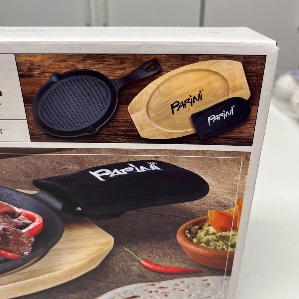 Parini Cast Iron Fajita Skillet Set Wood Trivet NWT